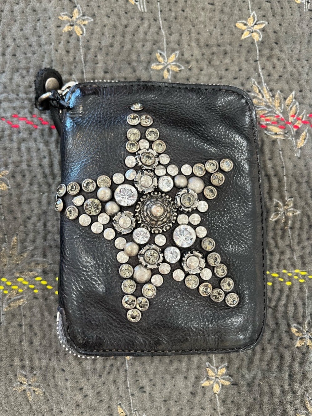 Campomaggi Leather Studded Star Wallet in Nero